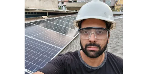 Sistema de energia solar on-grid instalado em Centro - Duque de Caxias - RJ (foto 1 de 4)